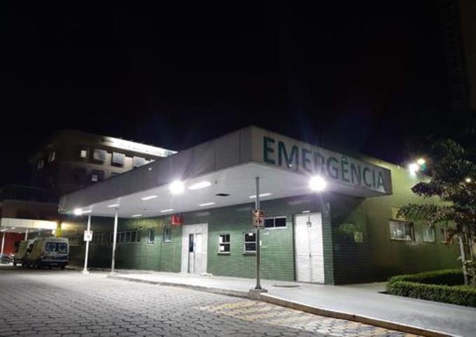 Em Manaus, homem é morto em frente a família após criminosos invadirem sua casa