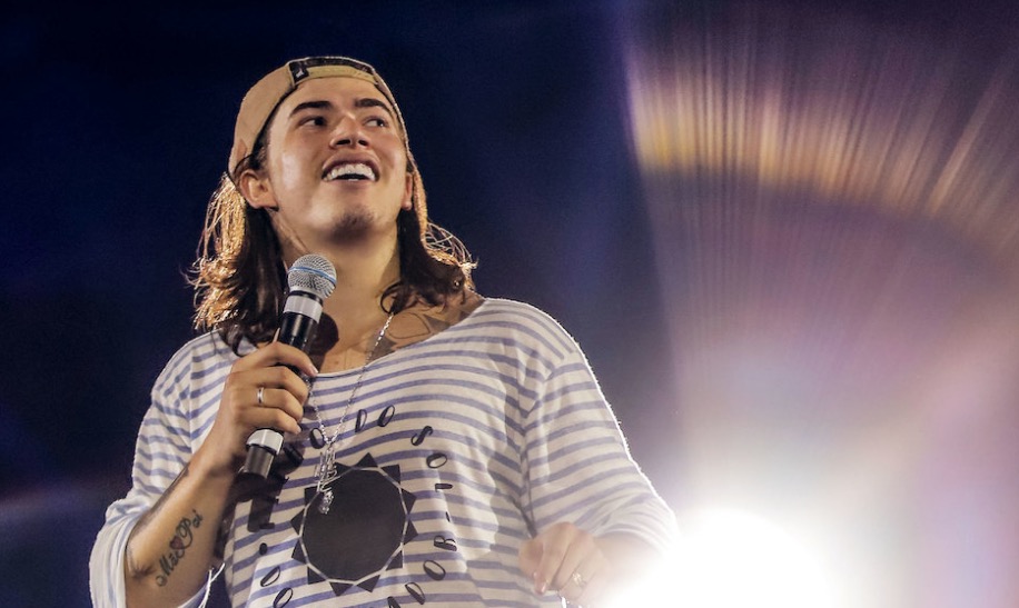 Whindersson Nunes anuncia que vai construir dois teatros no Piauí e é exaltado na internet