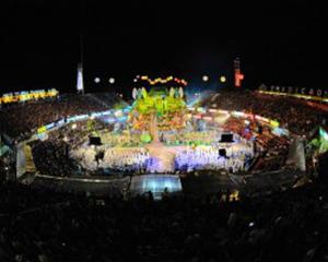 Covid entra no bumbódromo, isola artistas e ‘mata’ festival