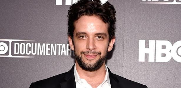 Em estado grave, ator Nick Cordero inicia novo tratamento à base de células-tronco 