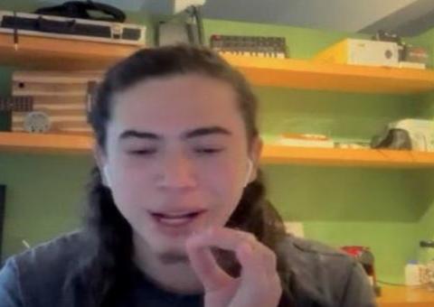  Whindersson Nunes dispara sobre crítica de Felipe Neto: 'que o Bolsonaro é um b**** todo mundo sabe'