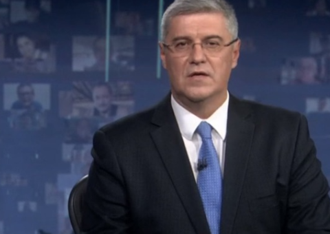 Plantão da Globo volta a anunciar dados da Covid-19 e expõe números retirados de site; vídeo