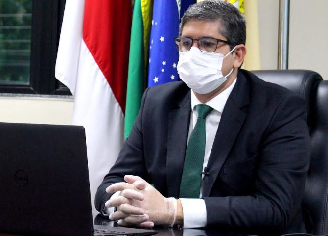 Auxílio no valor de R$ 50 começa a ser pago a estudantes nesta segunda em Manaus