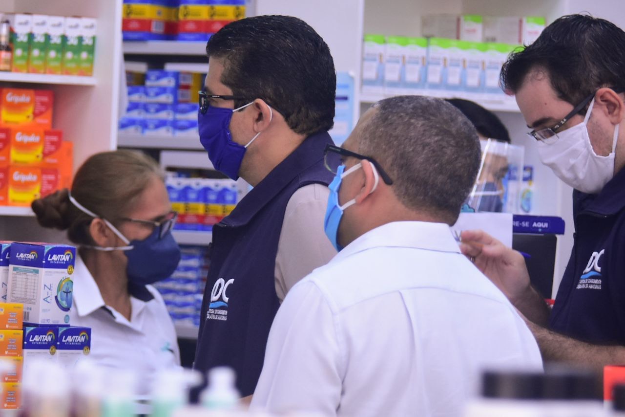Farmácias são flagradas com preços abusivos de produtos e medicamentos em Manaus 