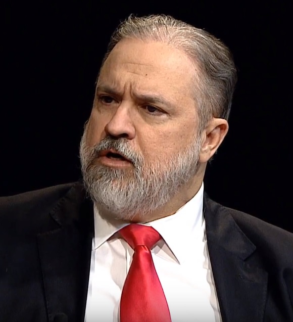 Aras nomeia defensor da 'MP da grilagem' para coordenar câmara ambiental do MPF