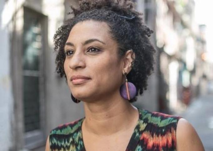 Família Bolsonaro não tem relação com morte de Marielle Franco, diz delegado