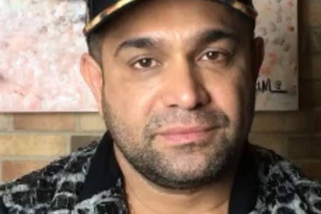 Ex-Pânico, Evandro Santo, vende bolsas de grife para sobreviver durante pandemia 