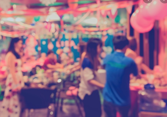 Bolsonaro veta ponto de projeto que autorizava síndico a proibir festas em condomínio durante pandemia