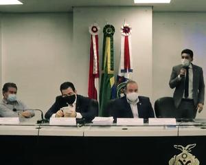 CPI da saúde segue caminho do dinheiro e tempo escurece