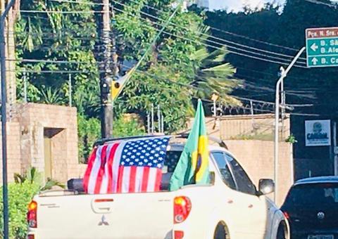 Veja fotos e vídeo da manifestação pró-Bolsonaro em Manaus  