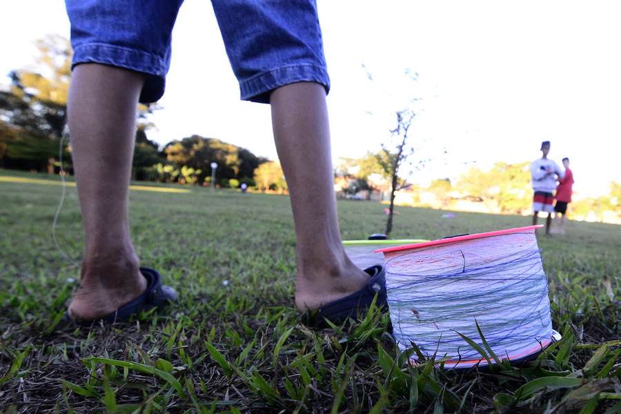 Homem é preso ao ser flagrado vendendo rolos de linha chilena em Manaus
