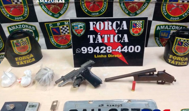 Membro de facção é preso com armas e carro encharcado de sangue em Manaus