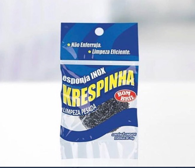 Bombril lança esponja de aço ‘Krespinha’ é é acusada de racismo