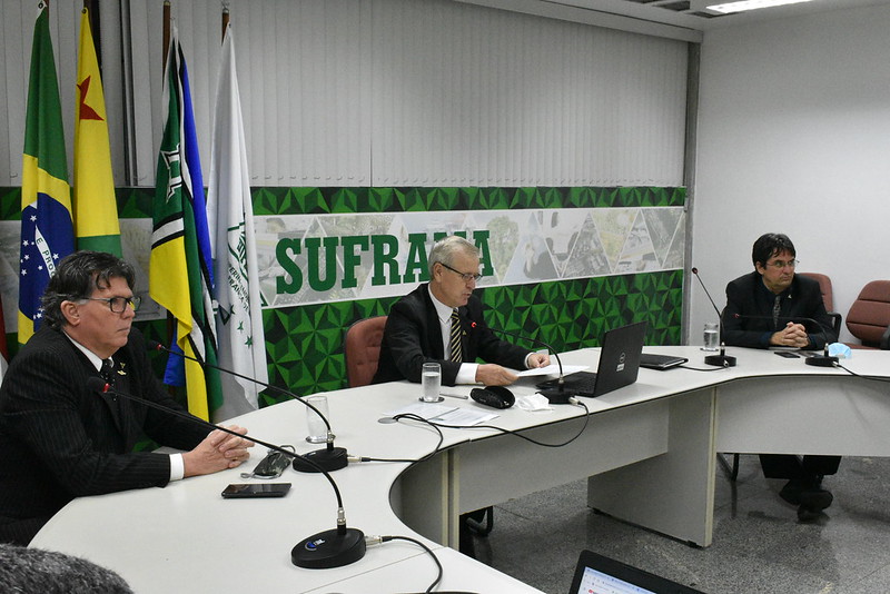 Algacir Polsin toma posse como novo superintendente da Zona Franca de Manaus