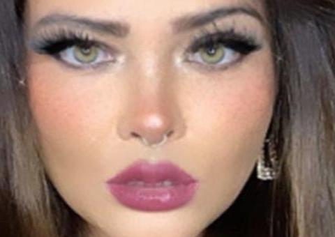 Sem calcinha, Geisy Arruda posta vídeo de nu frontal provocando seguidores