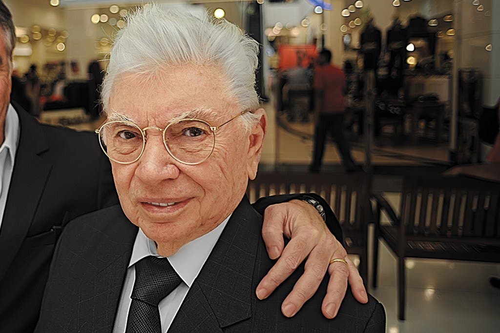 Dono das lojas Riachuelo, Nevaldo Rocha morre aos 91 anos