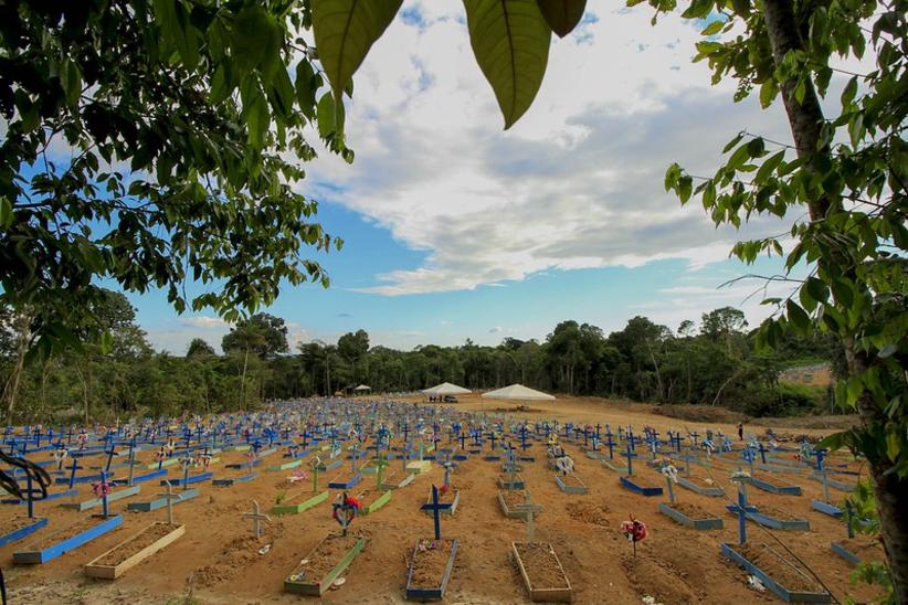 Manaus registra menos de 40 enterros na quinta-feira