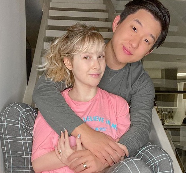 Mulher de Pyong Lee é acusada de fraude em sorteio de carro zero km