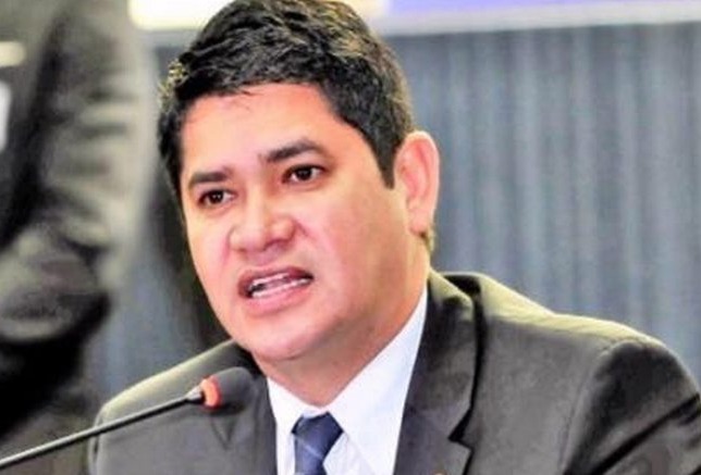 Prefeitura de Parintins esclarece nome de fábrica de móveis em contrato para testes de Covid-19