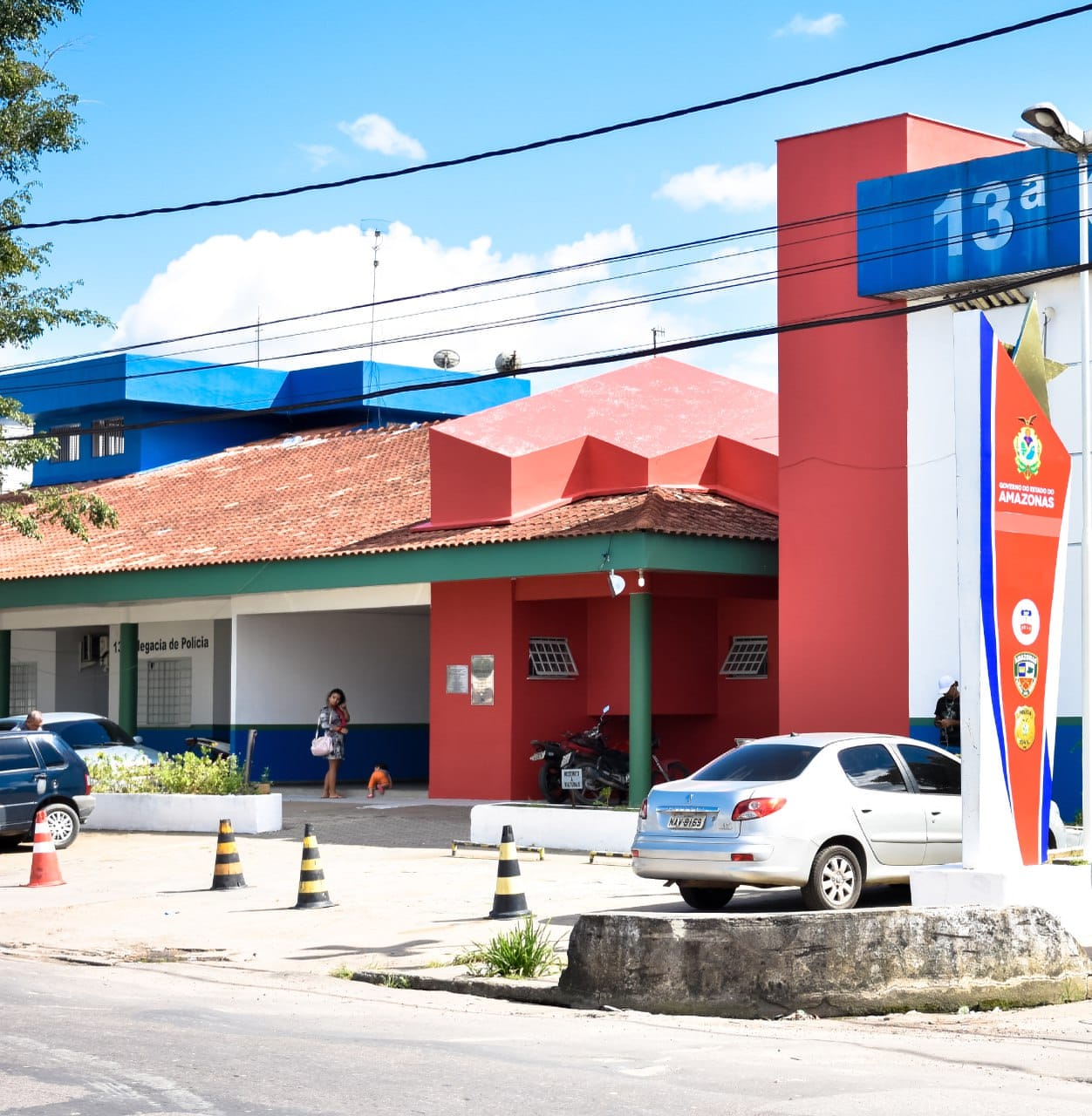 Descontrolado, homem invade casa da ex-companheira em Manaus 