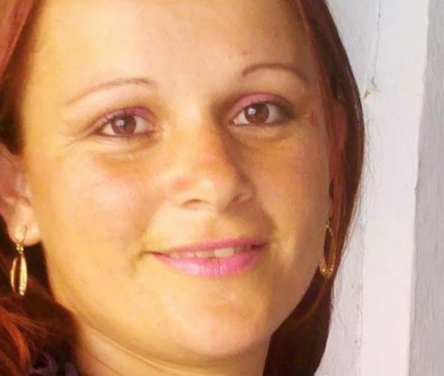 Após ter rosto desfigurado a pauladas, grávida é encontrada morta em matagal