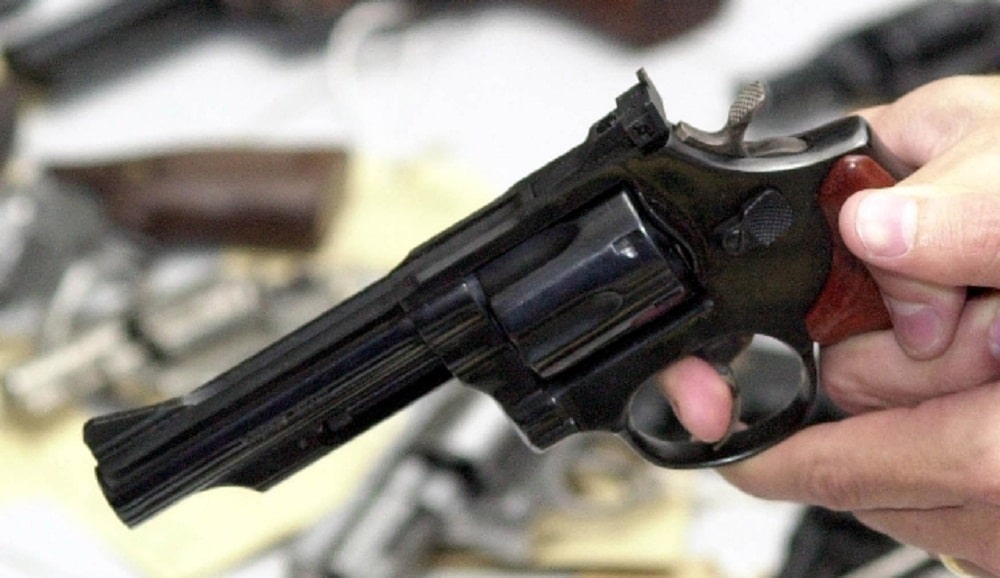 Após levar quatro tiros, jovem morre em hospital de Manaus