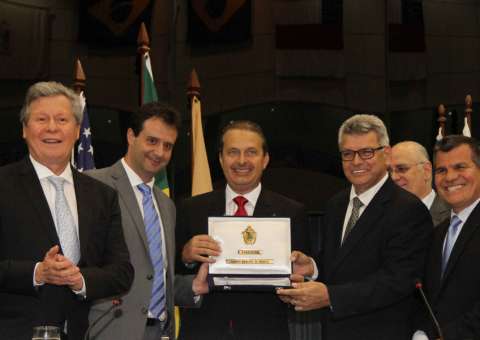 Artur Virgílio participa de homenagem a Eduardo Campos 