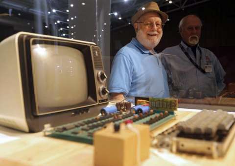 Primeiro computador da Apple foi leiloado por US$ 387.750