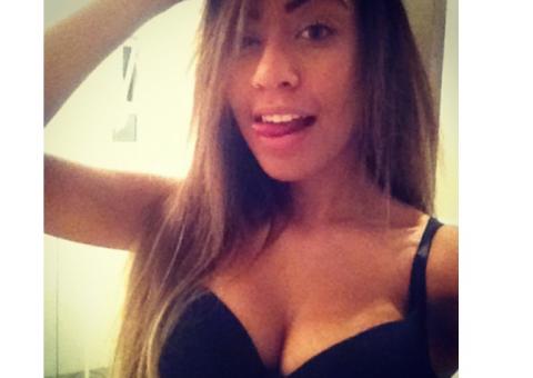  Fotos da irmã de Neymar vão parar em site adulto