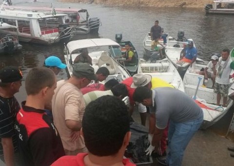 Resgatados três corpos desaparecidos após colisão de barcos no Amazonas