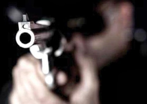 Dois homicídios marcam a noite de sexta na zona leste