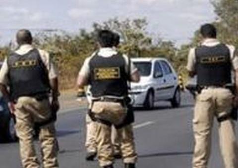 Rodoviária Federal apreende registro falso de veículo na BR-319