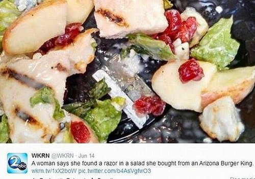 Mulher encontra lâmina de barbear em salada no Burger King