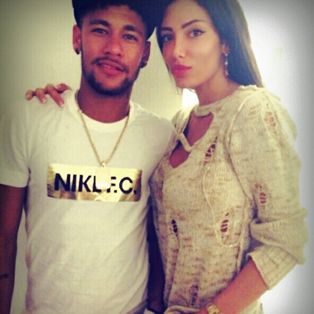 Neymar pode estar tendo affair com modelo sérvia