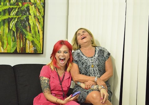  Colunista social diz que traiu por amor 