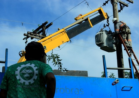 SAAE soluciona problema em transformador e abastecimento de água é normalizado no centro