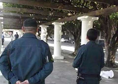 Prefeitura quer  população denunciando  vandalismo em  Praça 