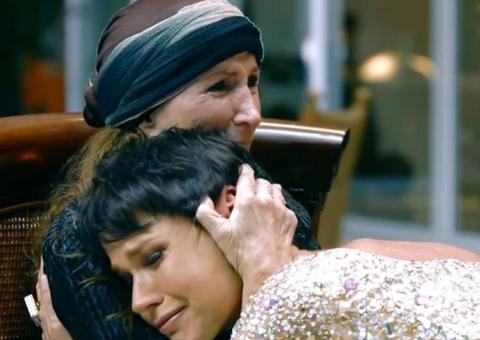 Xuxa pede para fãs rezarem por sua mãe "Minha mãe tá dodói demais"