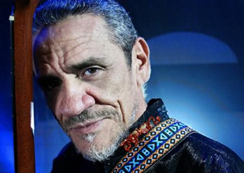 Zé Ramalho passa por cirurgia no coração e segue internado