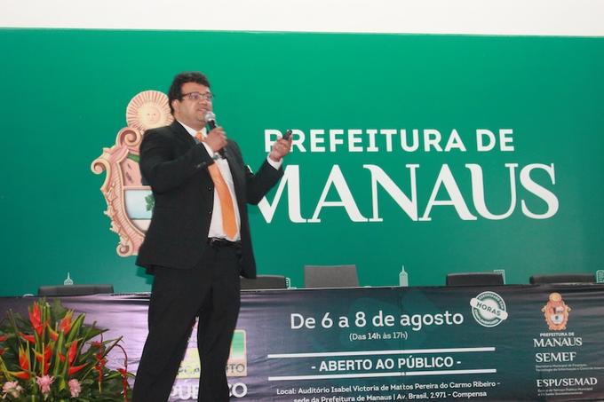 Éder apresentou o sistema de custo utilizado em Brasília