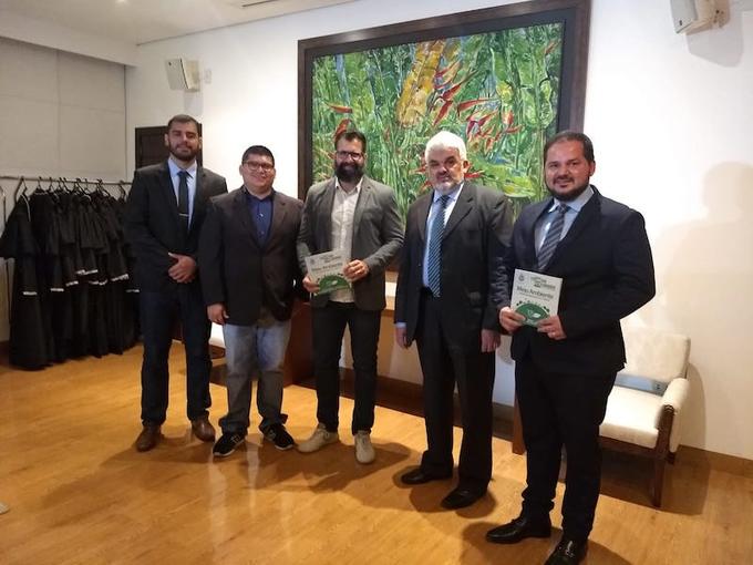 Autoridades querem que Manaus adote a proposta de lixo zero - Foto: Divulgação/TCE AM