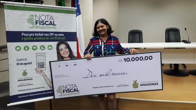 Simone Miranda gastou R$ 10 mil com eletrodomésticos e ganhou prêmio no mesmo valor - Foto: Divulgação/Sefaz