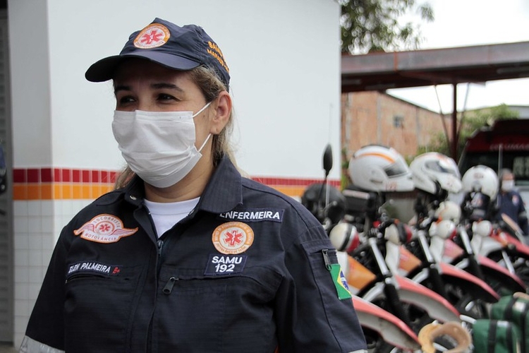 Enfermeiras estão presentes no atendimento em motos do Samu - Foto: Altemar Alcântara/Semcom