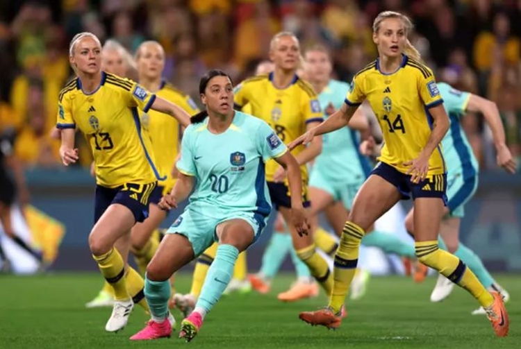 A disputa foi acirrada, mas a vitória foi das suecas - Foto: Divulgação/Fifa