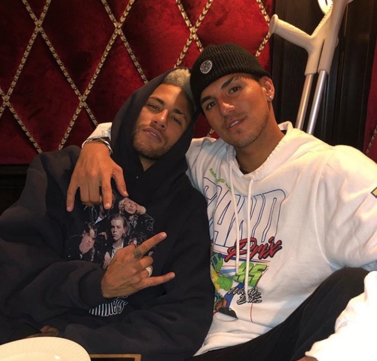 Neymar e Gabriel Medina na nova festa de aniversário do craque (Foto: Reprodução Instagram)