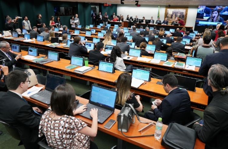 Foto: Pablo Valadares / Câmara dos Deputados 