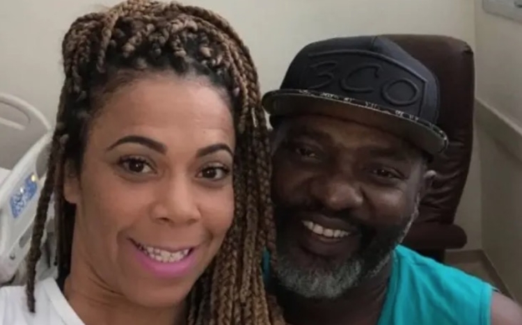 Mr. Catra e sua esposa, Silvia Catra, em hospital em foto de 2018. Foto: Instagram / @silviacatra