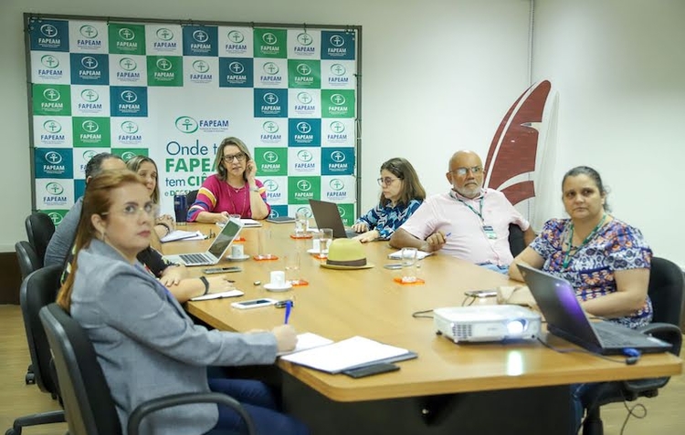 Reunião na sede da Fapeam discutiu novas regras de deliberação de cotas de bolsas de estudo - Foto: Divulgação/Fapeam