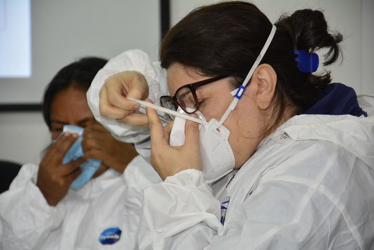 Participação do Brasil em casos de covid-19 passa de 0,14% para 0,41% - Foto: Divulgação/Semcom AM