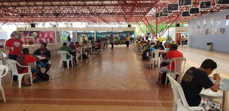 Moradores de rua vão ter alimentação e espaço para se higienizar - Foto: Divulgação/Semasc